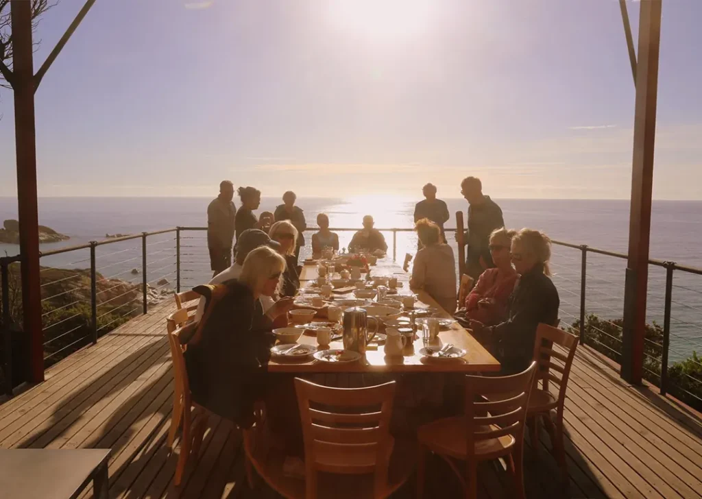 Custom Tours & Charters