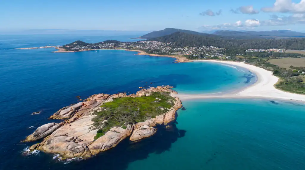 Wineglass Bay Beach