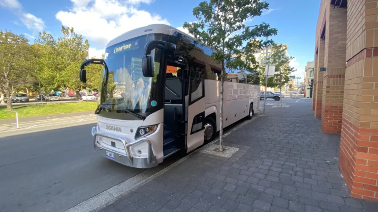 Luxury_Coach_Charter_for_Group_Transport_in_Hobart